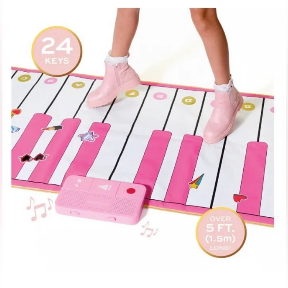 NWT F-A-O Schwartz Giant Dance On Piano in Pink